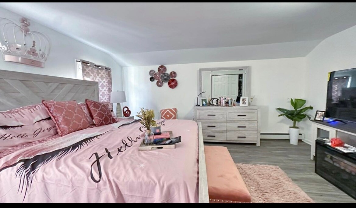 Dormitorio principal - 178 E Charleston Ave