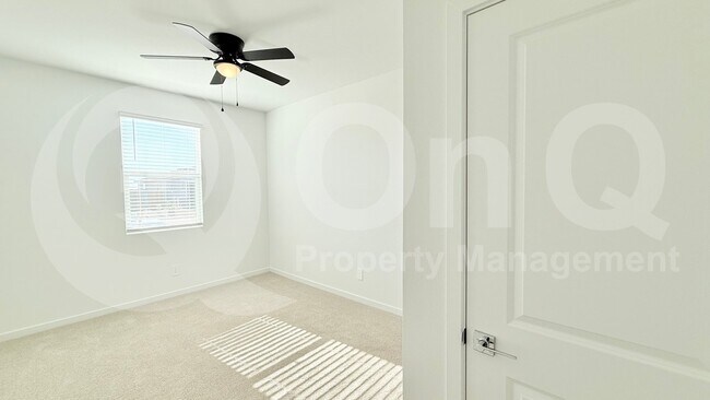 Foto del edificio - 7486 E Cozy Cottage Ln