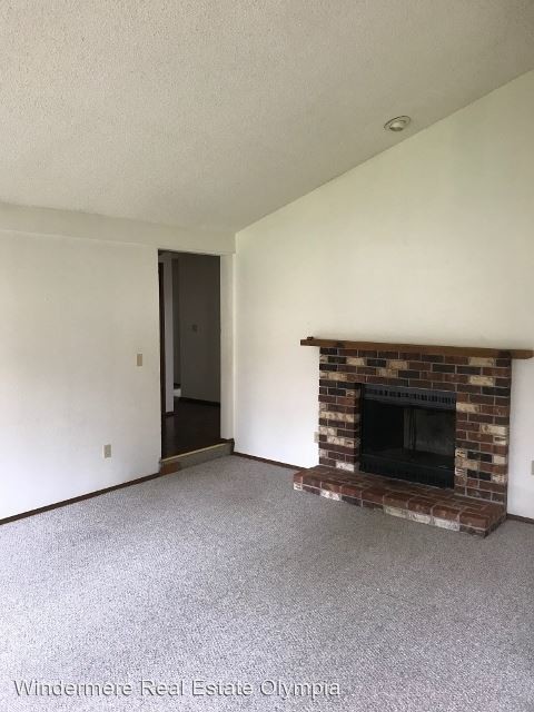 Building Photo - 3917 Westpark Ct NW