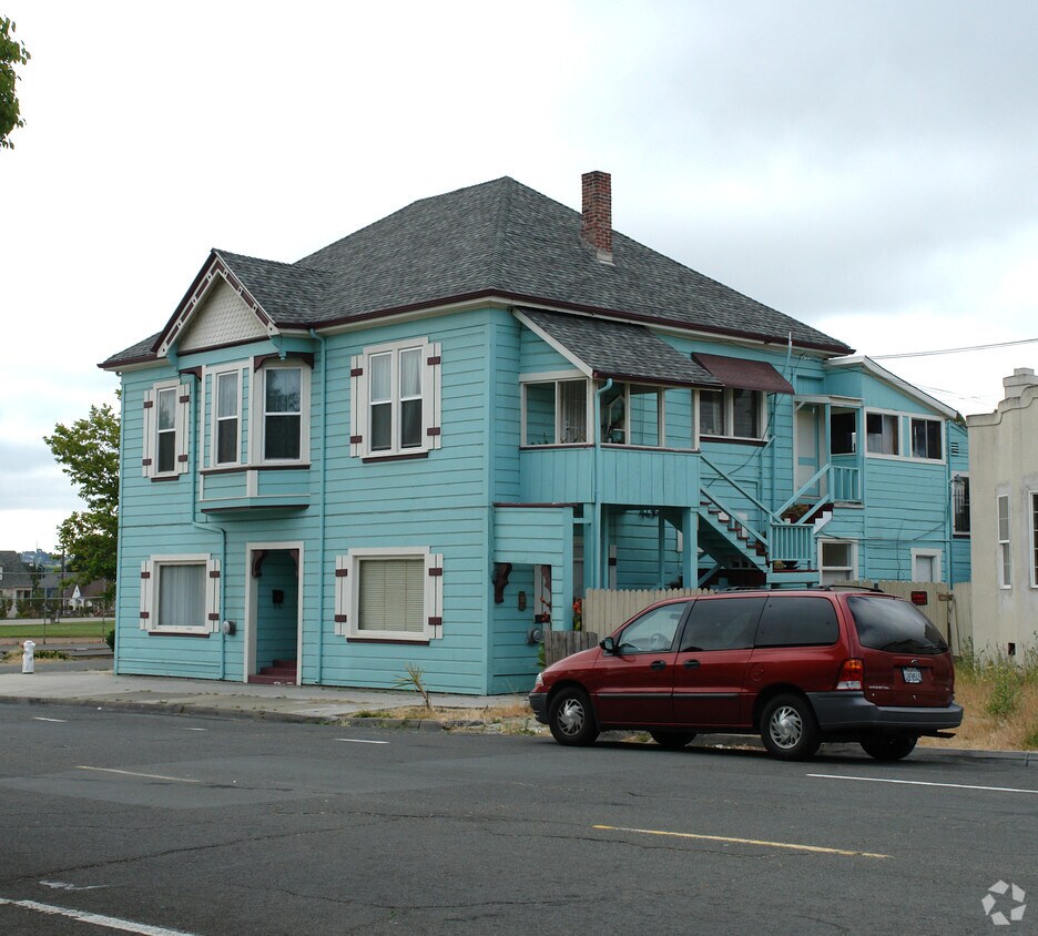 Primary Photo - 845-849 Louisiana St