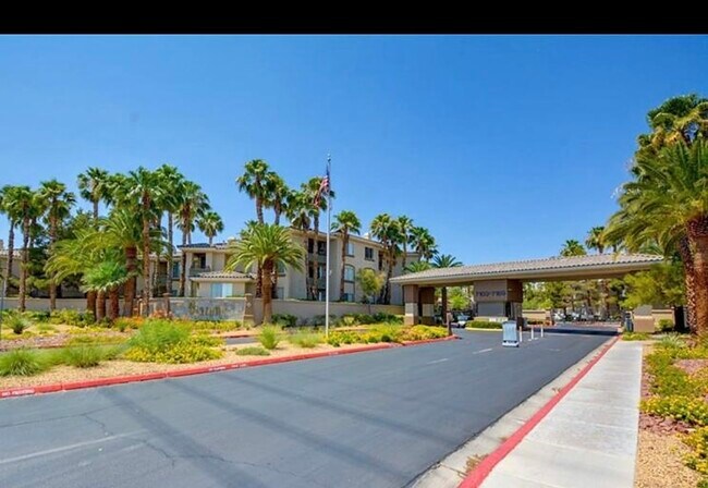 Foto del edificio - 7107 S Durango Dr