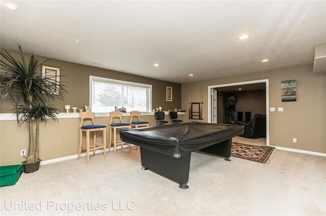 Building Photo - 4612 Chestnut Ridge Ct NE