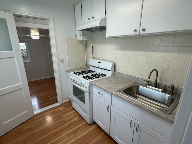 Building Photo - 2785 Birch Ave
