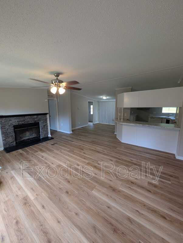 Foto del edificio - 152 Pine Haven Dr