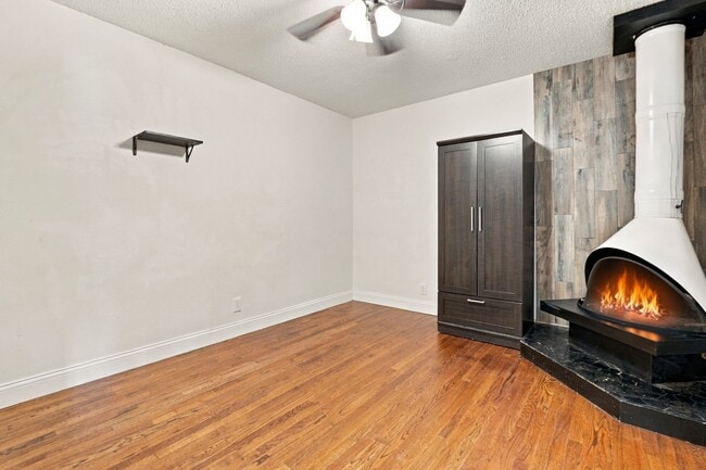 Building Photo - 3113 36th St