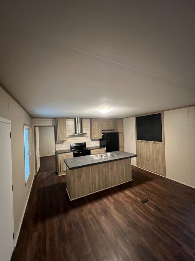 Foto del edificio - 56 3703