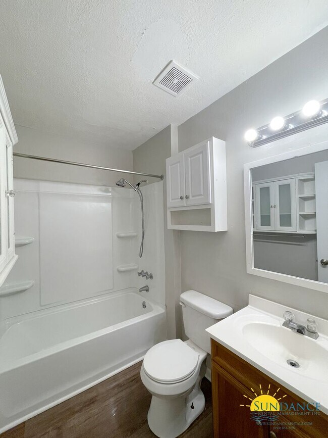 Foto del edificio - Quaint 2 Bedroom Unit in Fort Walton Beach!