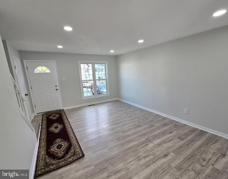 Foto principal - 6119 Bristol Way