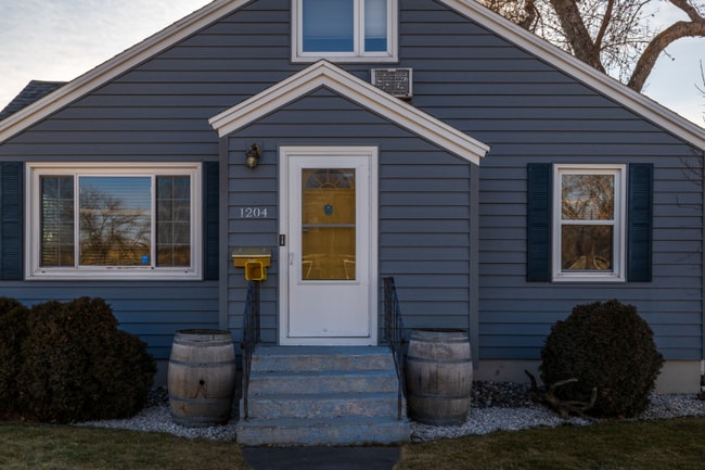 Foto del edificio - 1204 Avenue E