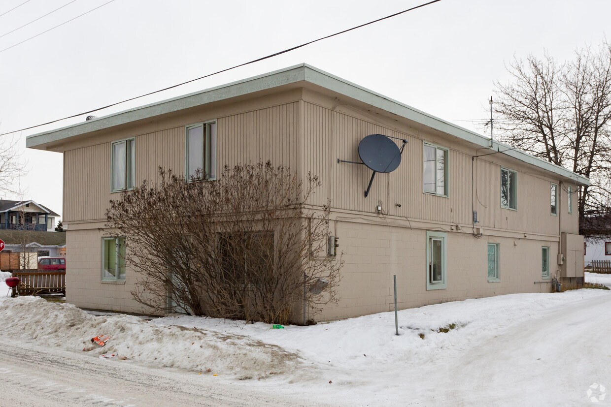 Building Photo - 1001 W 30th Ave