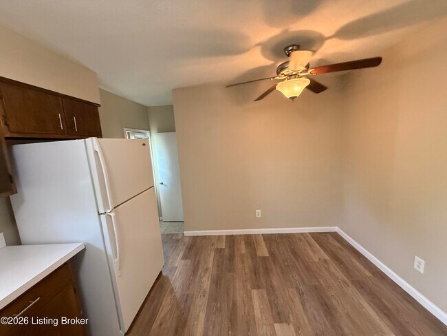 Foto del edificio - 9404 Balance Ln