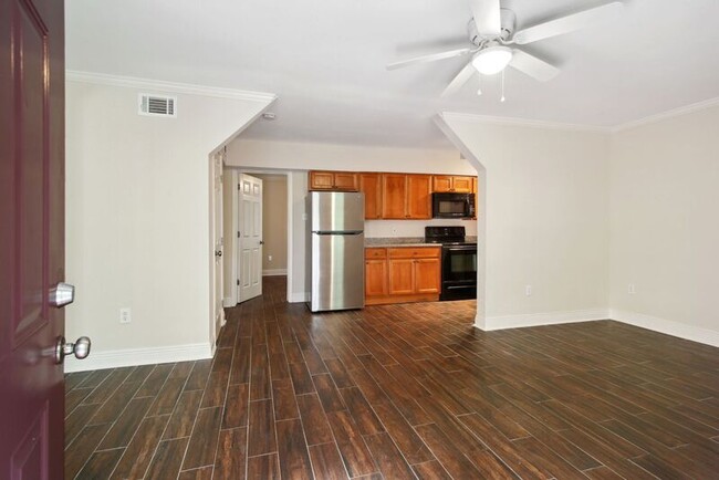 Foto del edificio - 1621 Governor Nicholls St