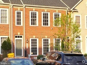 Building Photo - 1513 Rutland Way
