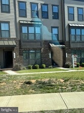 Building Photo - 1733 Dunnington Pl