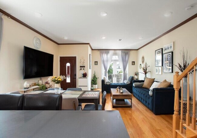 Foto del edificio - 86 Oak St