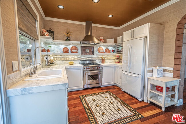Foto del edificio - 27887 Skycrest Cir Dr