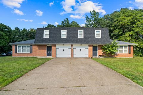 Primary Photo - 217 Briarcrest Ct