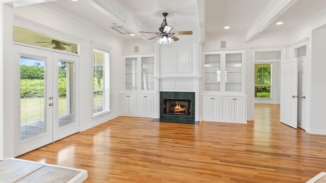 Building Photo - 4161 Emily Dr