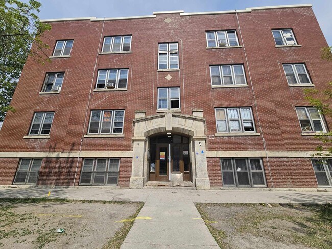 Photo du bâtiment - 429 Qu'Appelle Ave