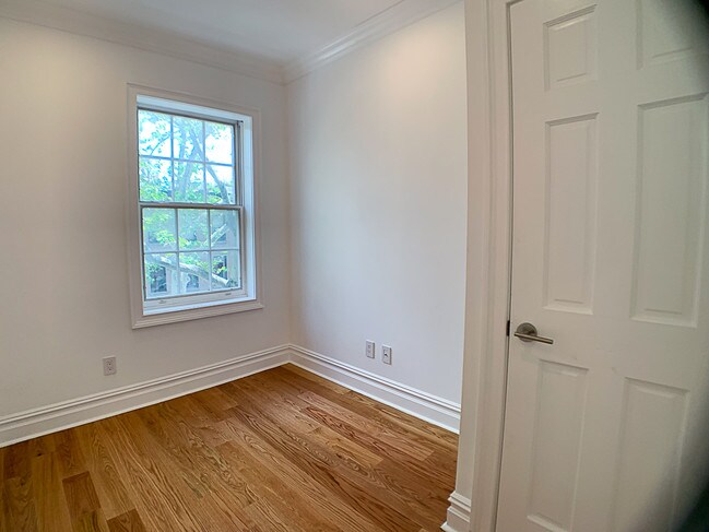 Foto del edificio - 178 Clinton St
