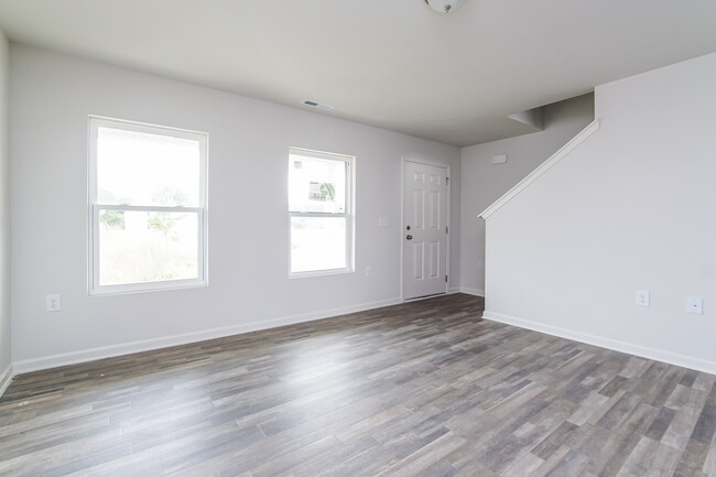 Building Photo - 859 Ashbury Ln