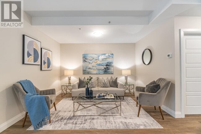 Building Photo - 5 Wake Robin Dr