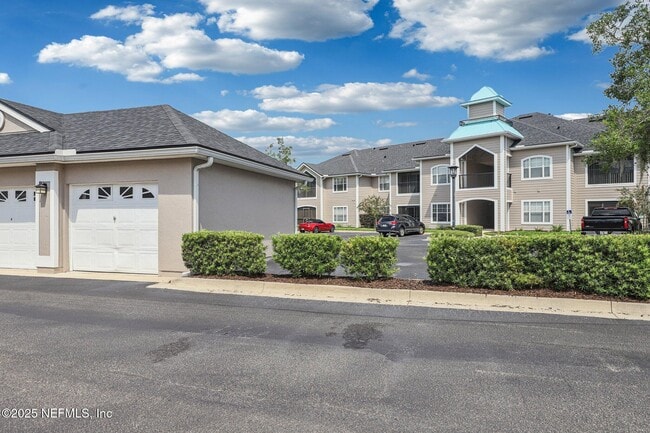 Building Photo - 225 Presidents Cup Way