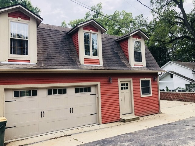 Building Photo - 4418 N Riverdale Dr