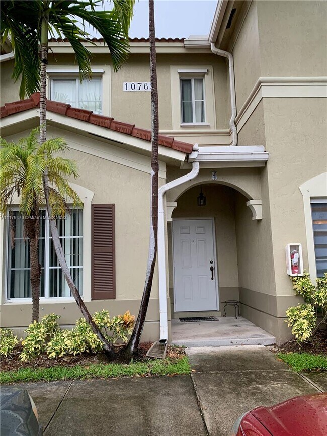 Foto del edificio - 10763 NW 83rd St