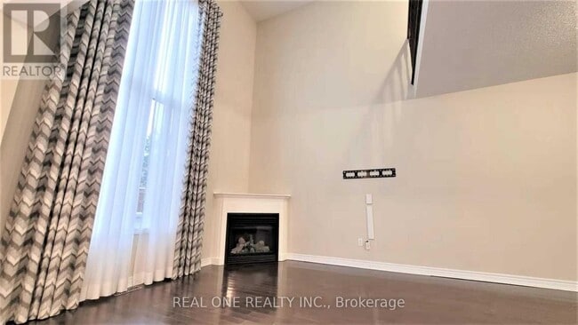 Building Photo - 2495 Felhaber Crescent