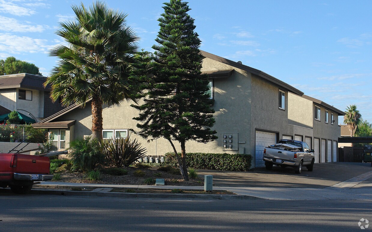 Building Photo - 24512 Bendricon Ln