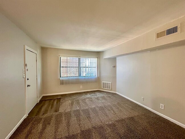 Foto del edificio - 3629 N MacGregor Way
