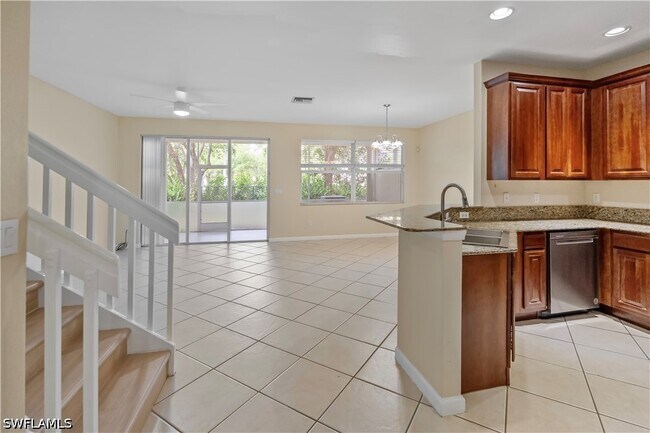 Foto del edificio - 7009 Romana Way