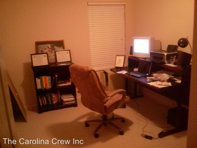 Building Photo - 2668 Hartfield Commons Ln