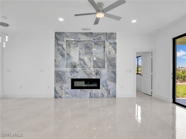 Foto del edificio - 2811 Cerito Ave N