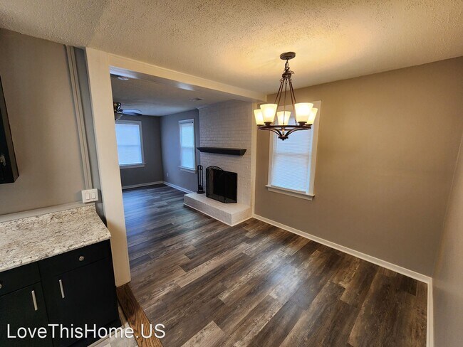 Foto del edificio - 3 br, 2 bath House - 203 PineTree Rd