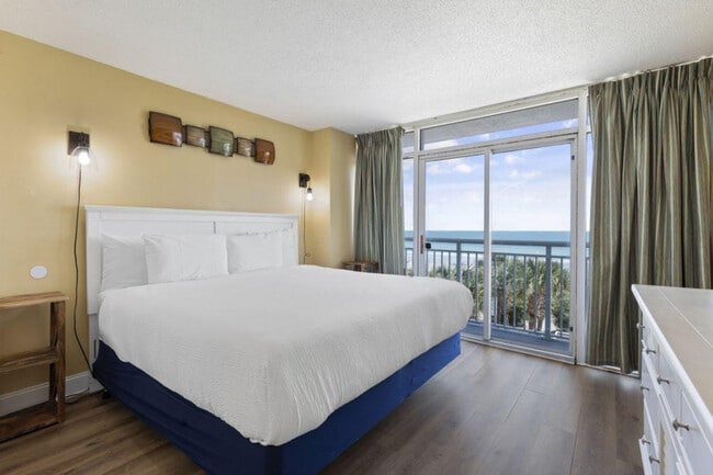 Foto del edificio - 1700 N Ocean Blvd