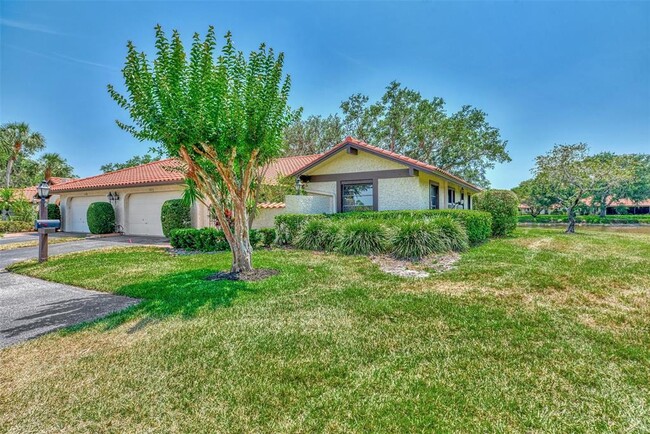 Foto del edificio - 5651 Golf Pointe Dr
