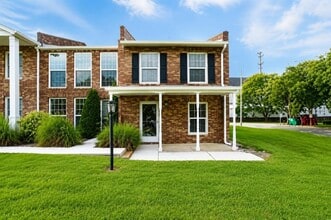 Building Photo - 5850 Cypress Gardens Blvd