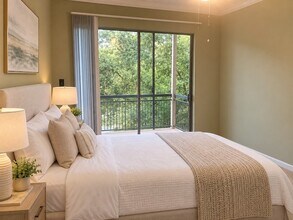 Building Photo - 4515 Briar Hollow Pl