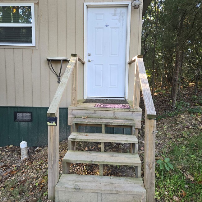 Building Photo - 8128 Norvel Dr N