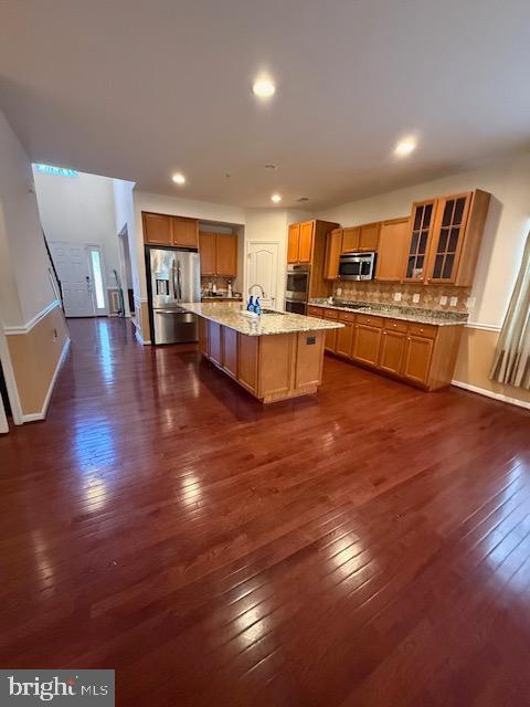 Foto del edificio - 7106 Battle Fld Lp