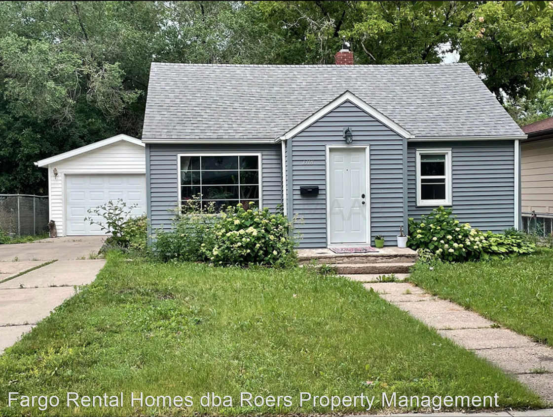 2 br, 2 bath House 1318 11th St N House Rental in Fargo, ND