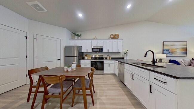 Forestwood-Cocina - Arabella Apartments