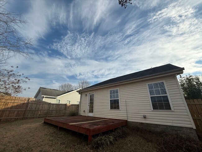 Foto del edificio - 139 Fox Haven Dr