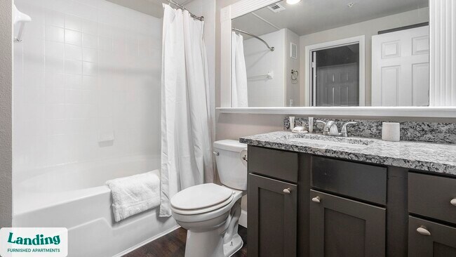 Foto del edificio - 22155 Wildwood Park Rd