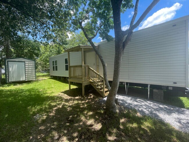 Building Photo - NEW 1 BEDROOM TINY HOME
