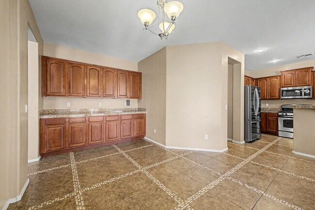 Foto del edificio - 3928 E Parkview Dr
