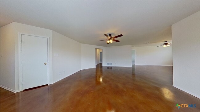 Building Photo - 126 Sylvan St