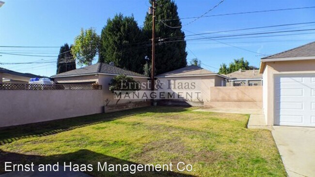 Building Photo - 3 br, 1 bath House - 5203 Briercrest Ave.